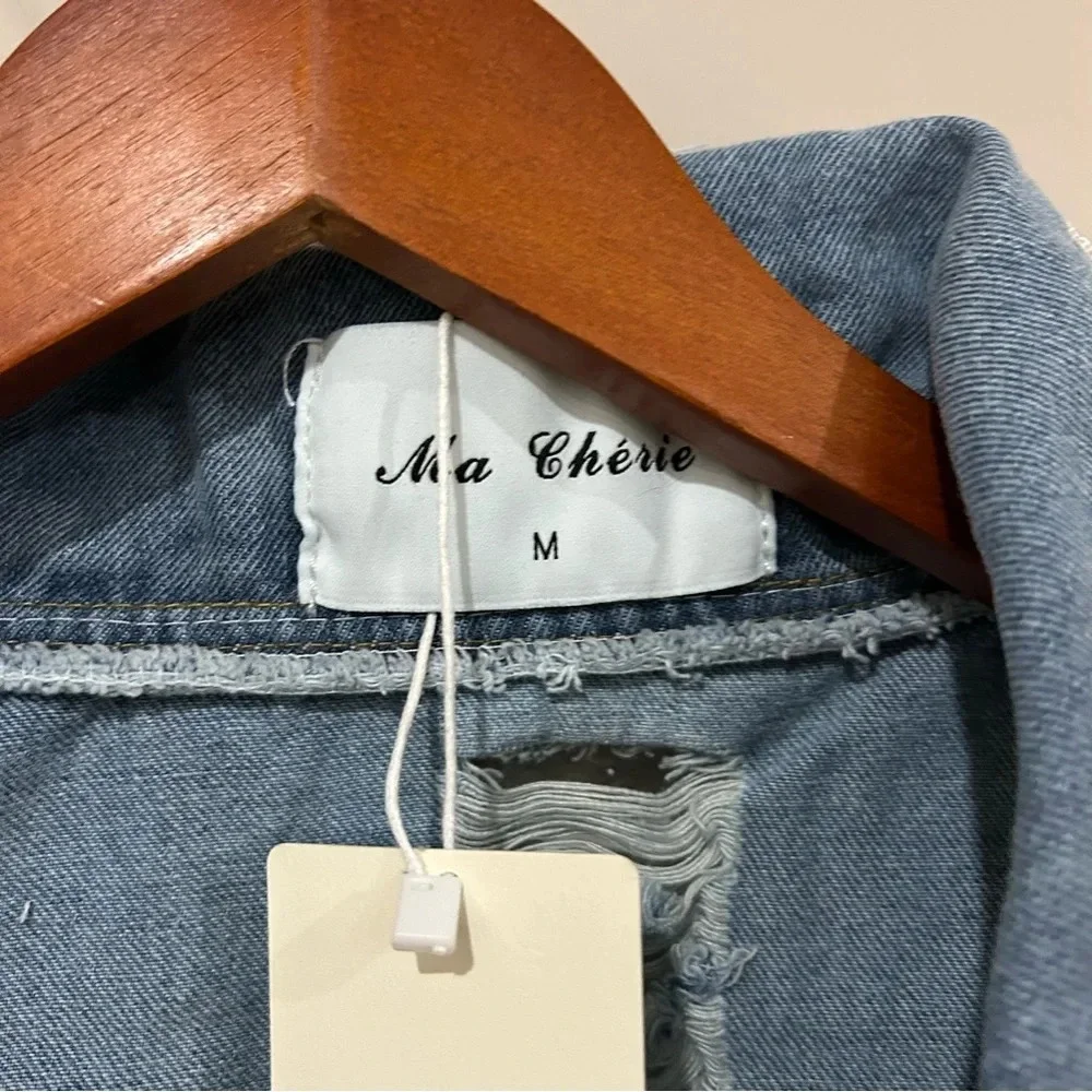 Ma Cherie Women’s Side Medium Graphic Oversized Denim Jacket NWT - Picture 2 of 3